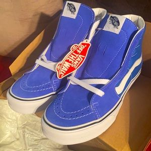 Vans 6.5 (Brand New)